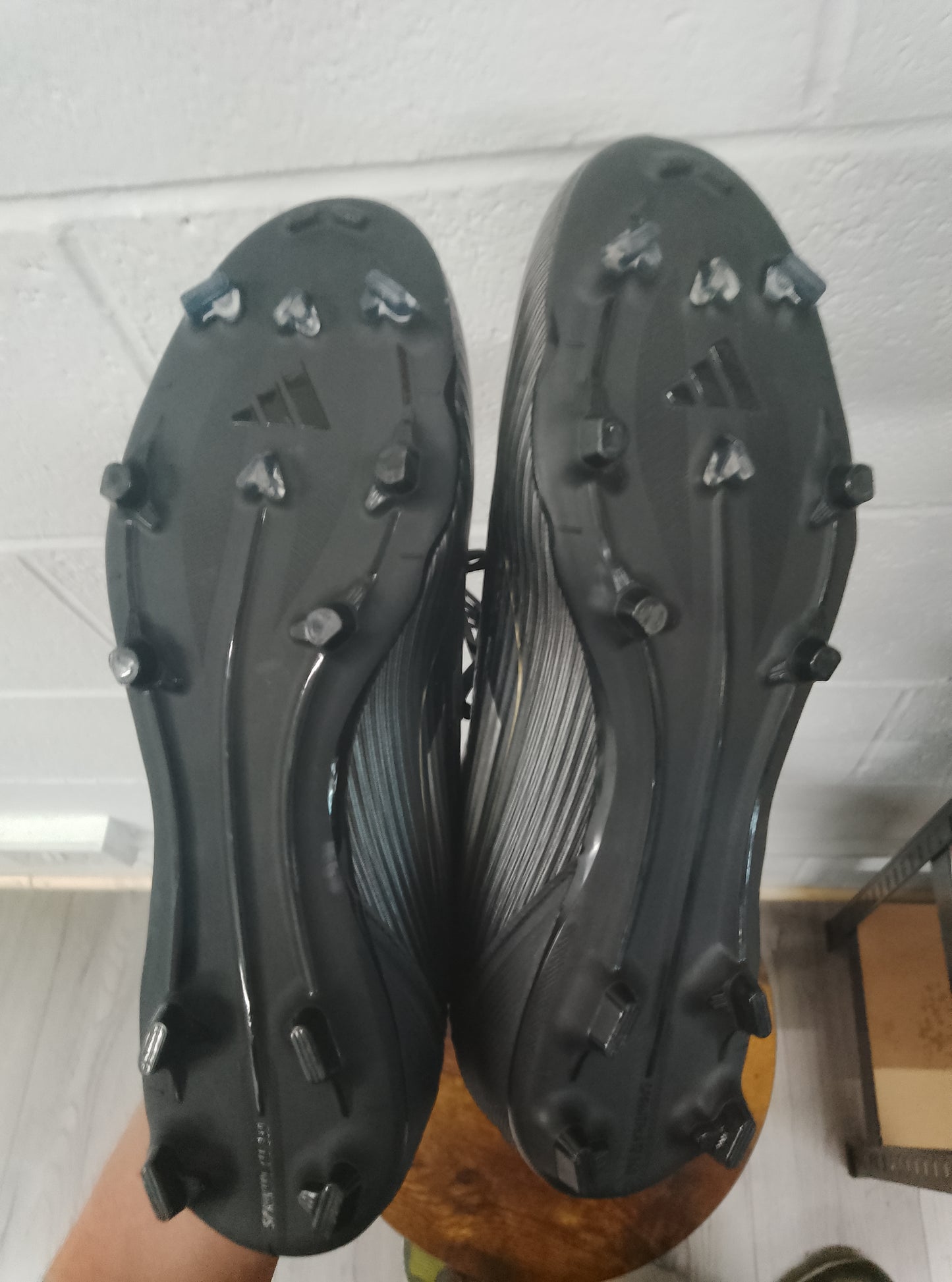 Adidas F50 League Mid FG/MG Football Boots Size 9