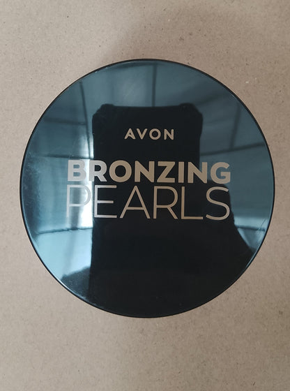 AVON BRONZING PEARLS