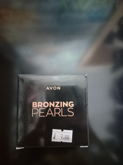 AVON BRONZING PEARLS