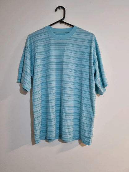 MEDIUM BLUE STRIPED T-SHIRT