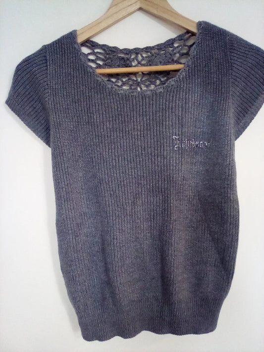 9-10 yr old 140cm grey knitted girl's top