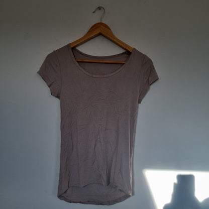 Women's Small/Medium Beige T-Shirt