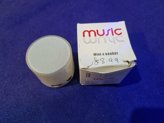 PORTABLE BLUETOOTH SPEAKER