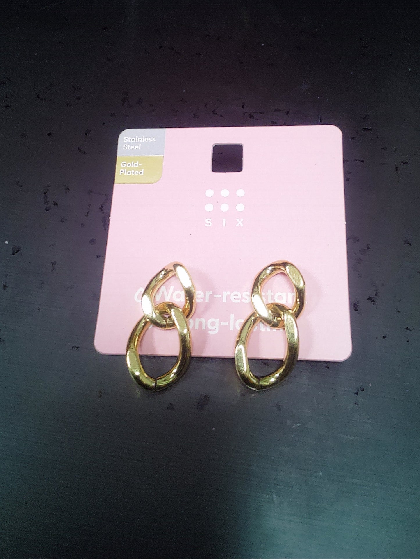 A Gold Plated Interlocked Earring