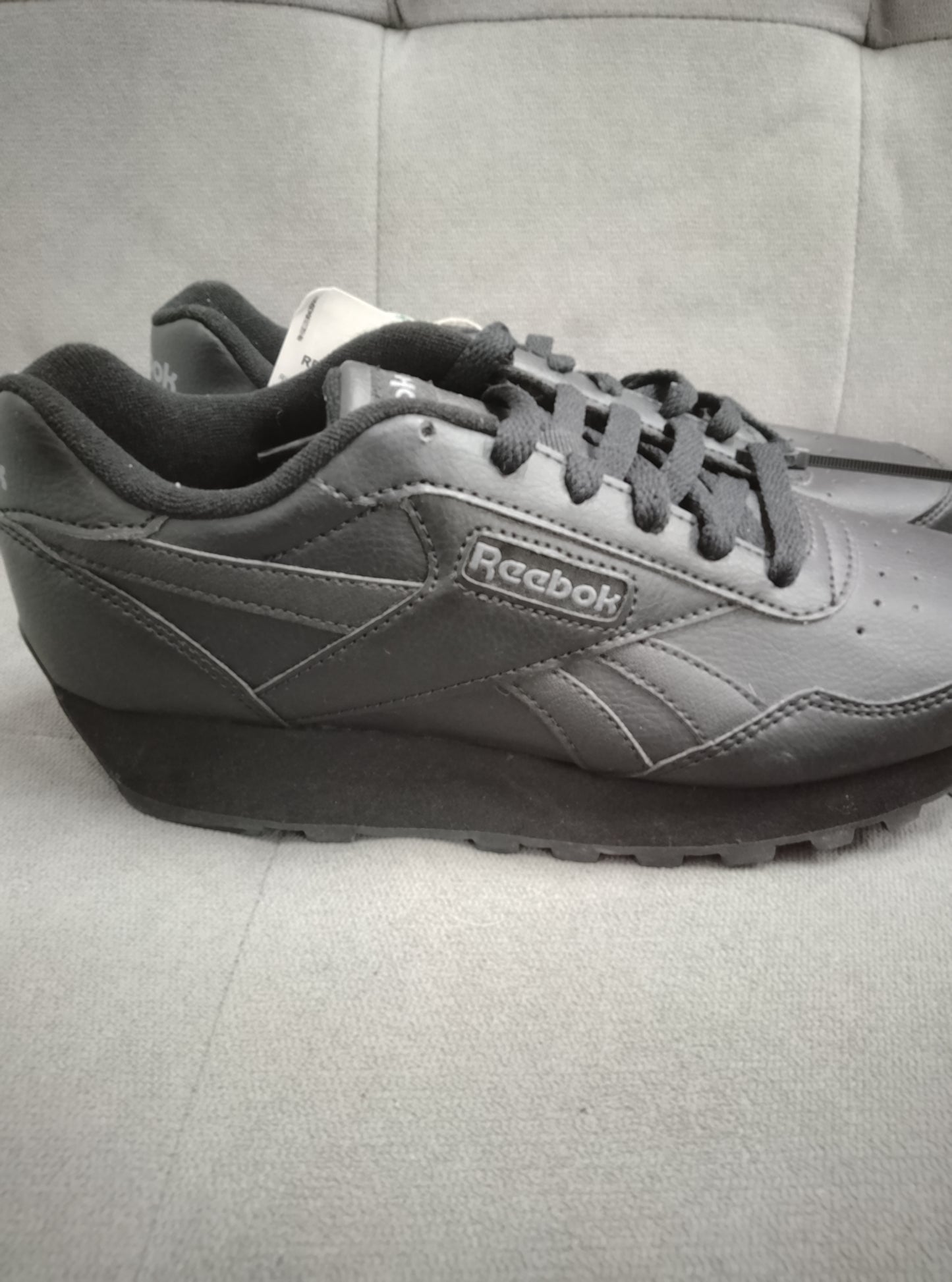Reebok Rewind Run Trainers Size 5 UK
