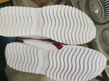 Reebok Royal Glide Clip Size 6 Sneakers