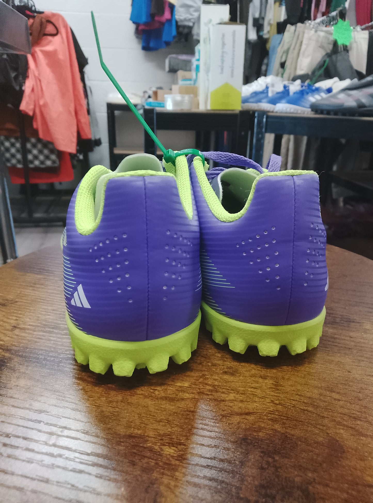 Adidas F50 Club Turf Football Boots Size 3