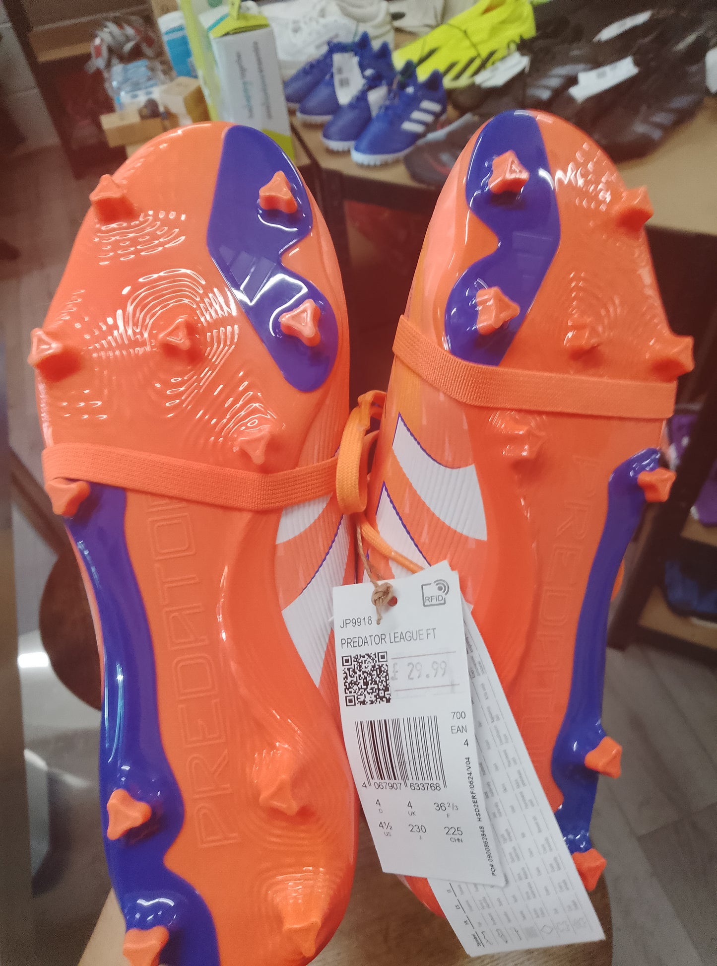 Adidas Predator League FT Football Boots Size 4