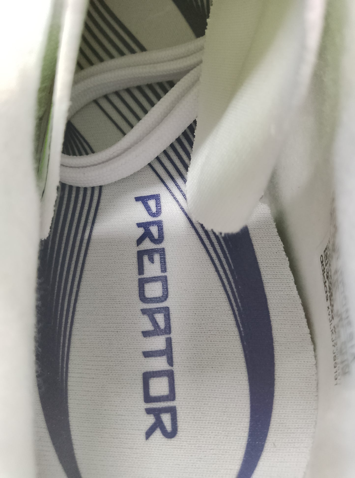 Adidas Predator League FG/MG Football Boots Size 3