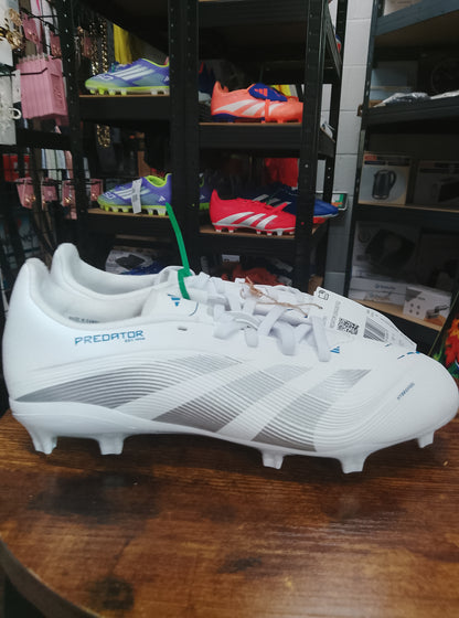 Adidas Predator League FG / MG Football Boots Size 4
