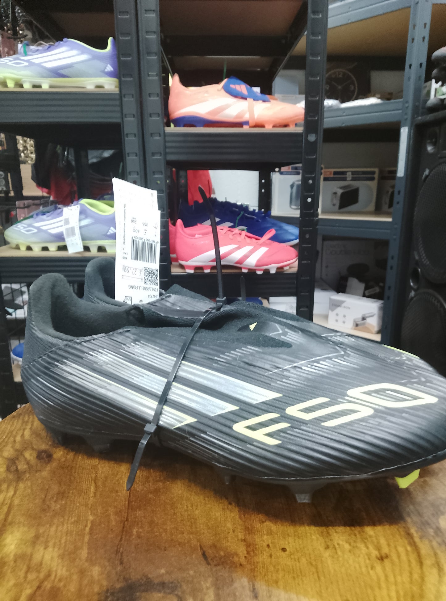 Adidas F50 League Laceless FG/MG Football Boots Size 7