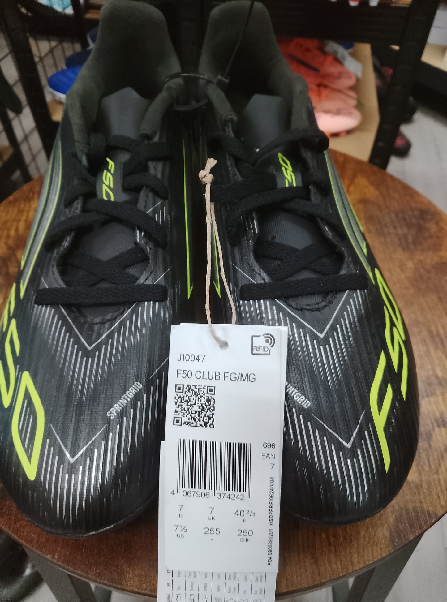 Adidas F50 Club FG/MG Football Boots Size 7