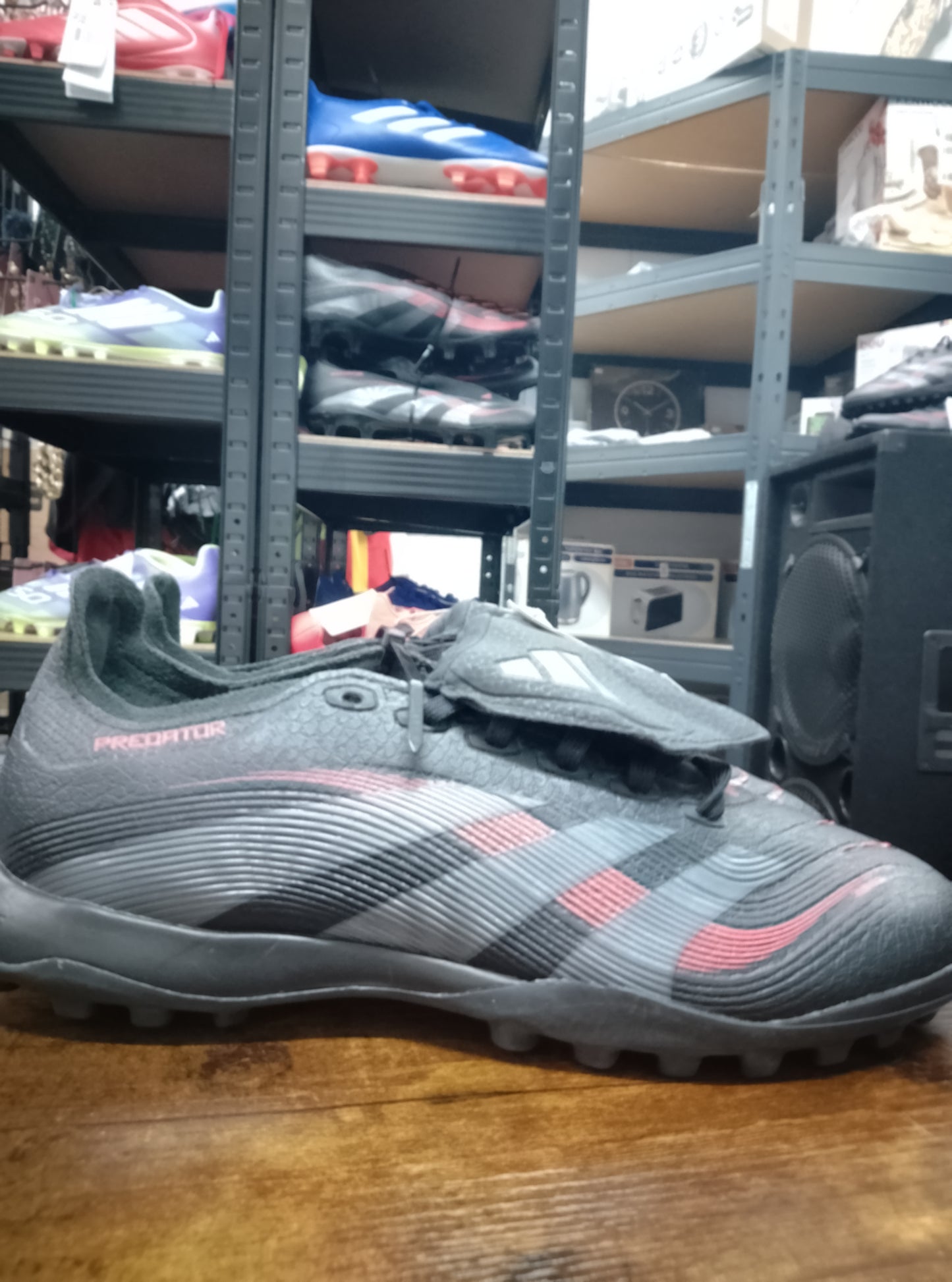 Adidas Predator Fold-over tongue League Football Boots Size 6