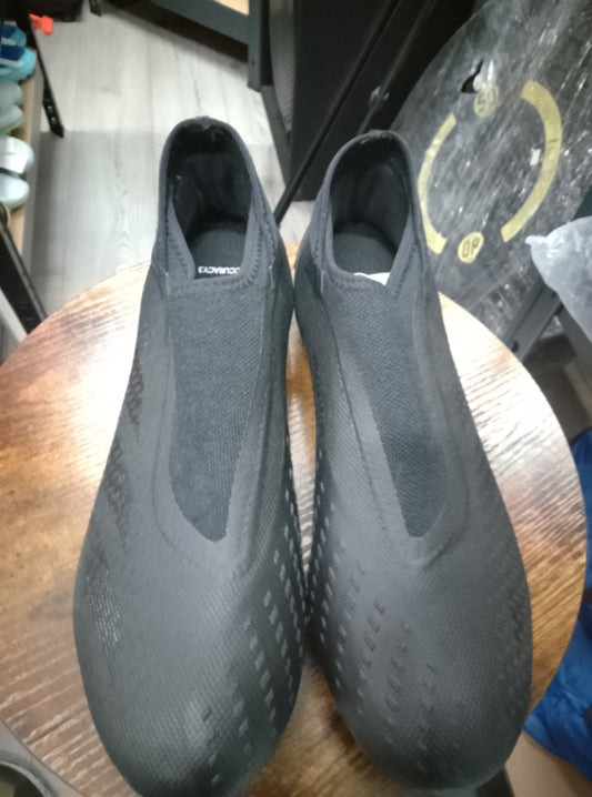 Adidas Predator Accuracy FG Football Boots Size 8
