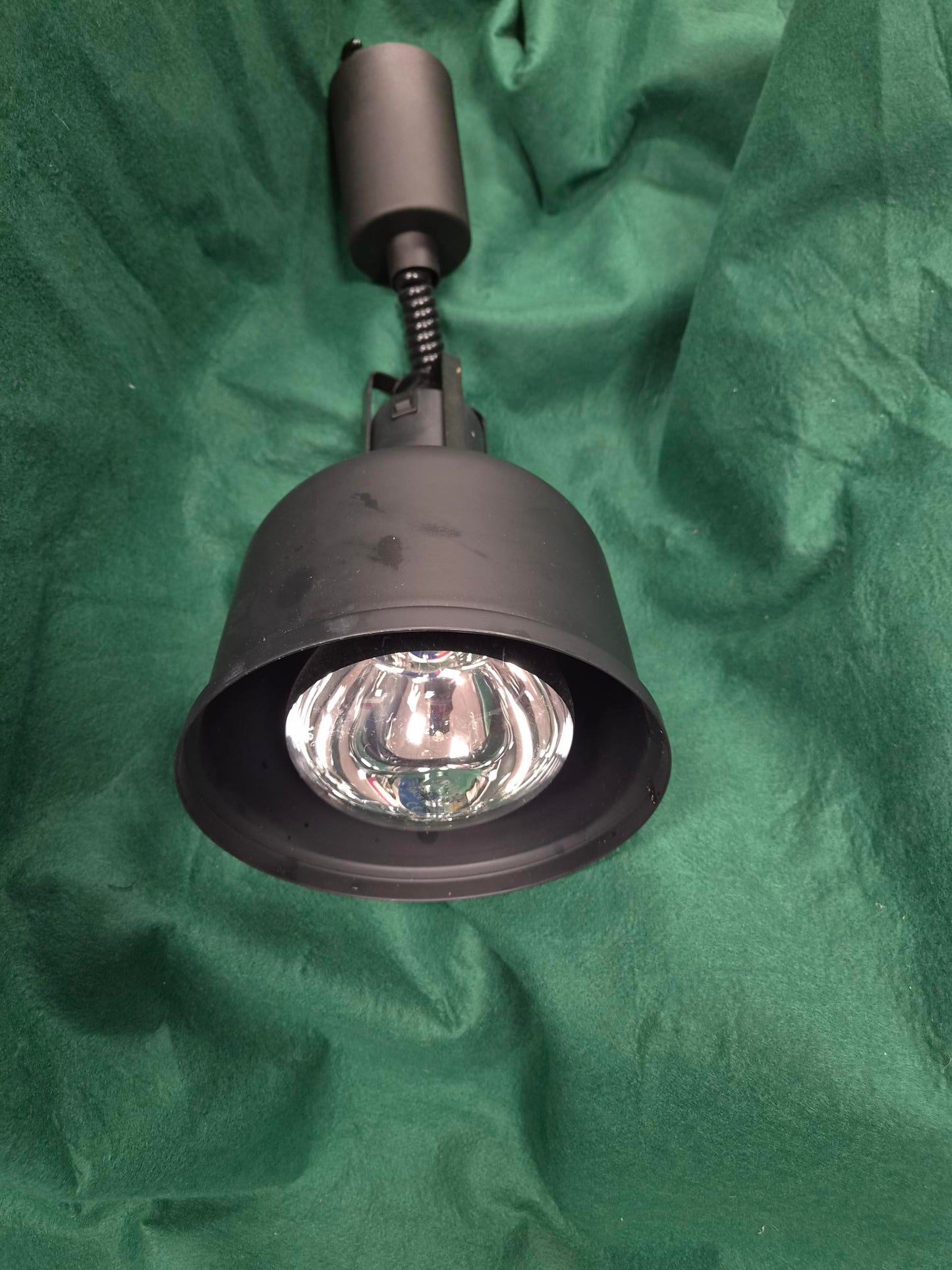 Vli-mo-hss StayHot Heat Lamp In Black