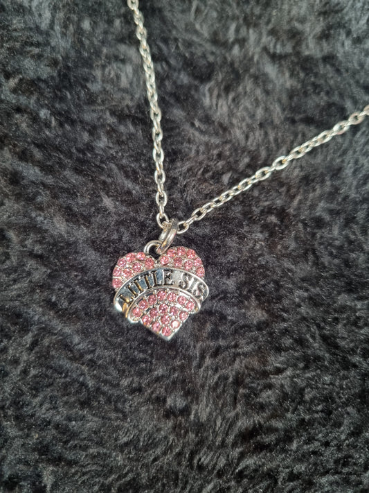 Mom, big sis, lil sis pendants